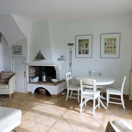 Riverside House With Pool And Berth In Port Dom wakacyjny Grimaud
